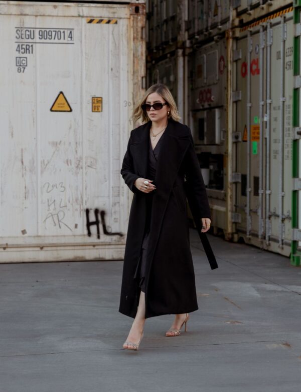 FROST ROYALE BLACK COAT